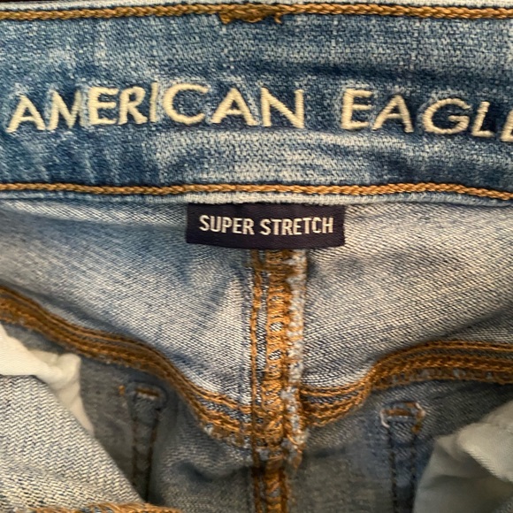 American Eagle Junior Jeans - Picture 3 of 5